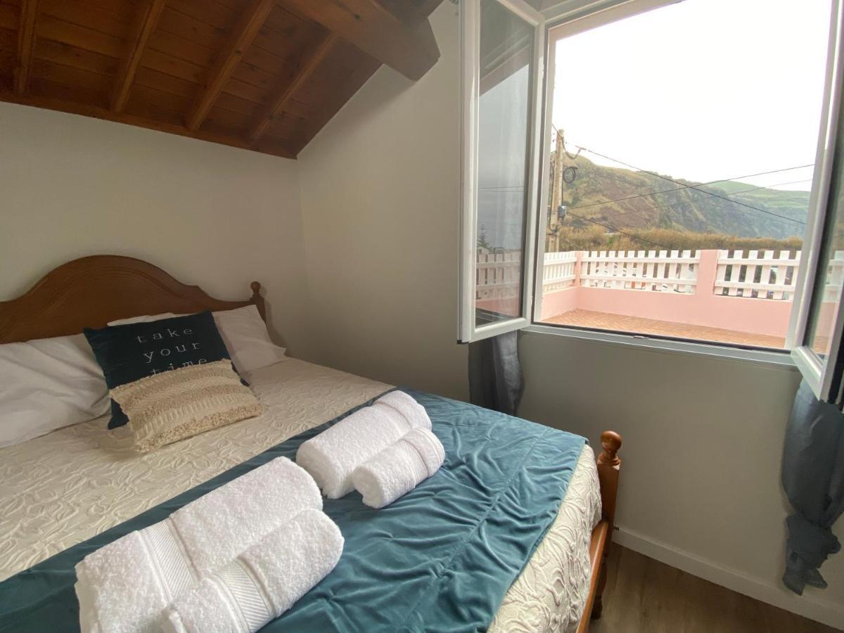 Casa Da Ribeira - Mosteiros モステイロス エクステリア 写真
